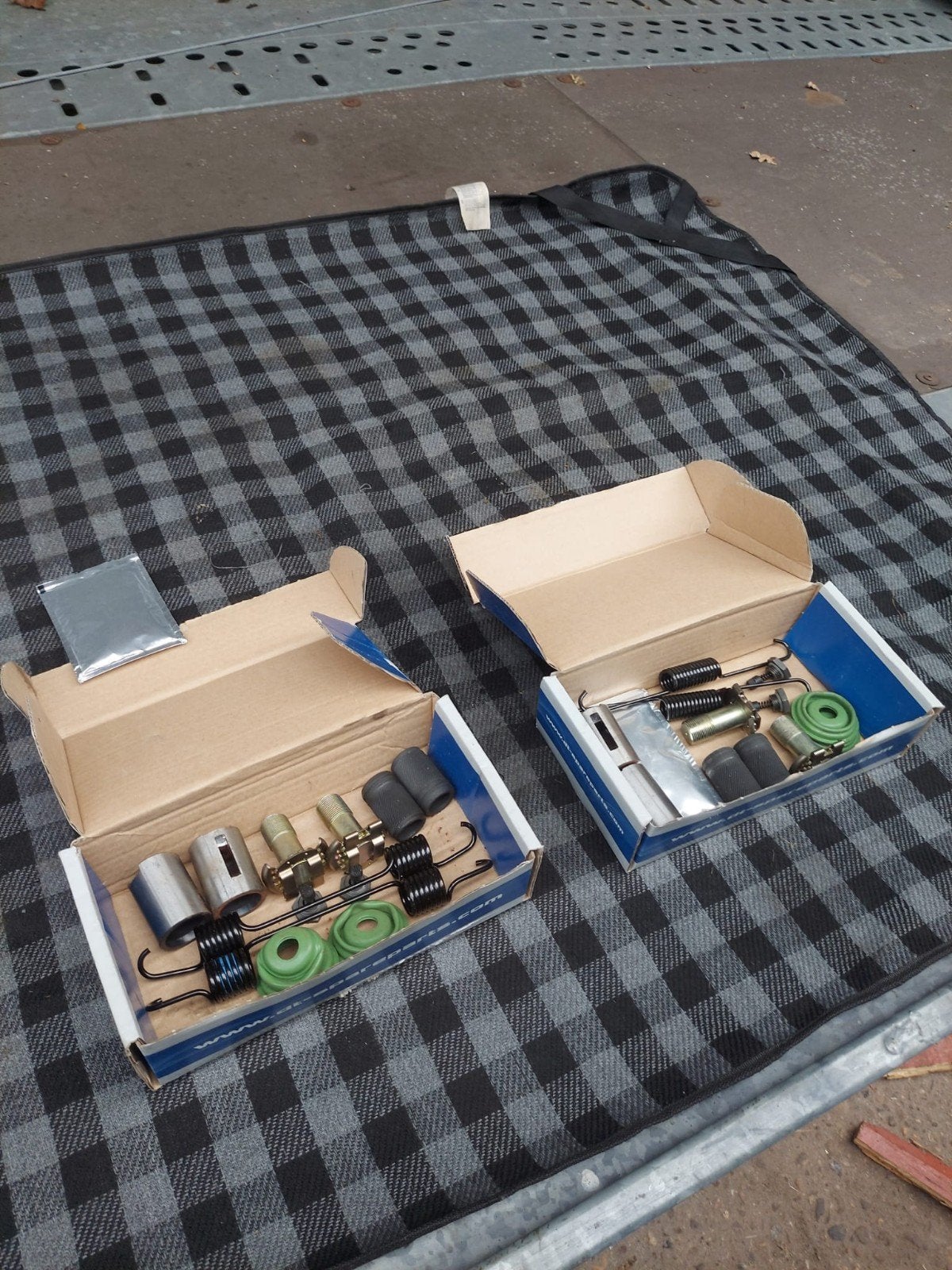 2x reparatieset rem voor Iveco Magirus, Ophalen of Verzenden, Nieuw