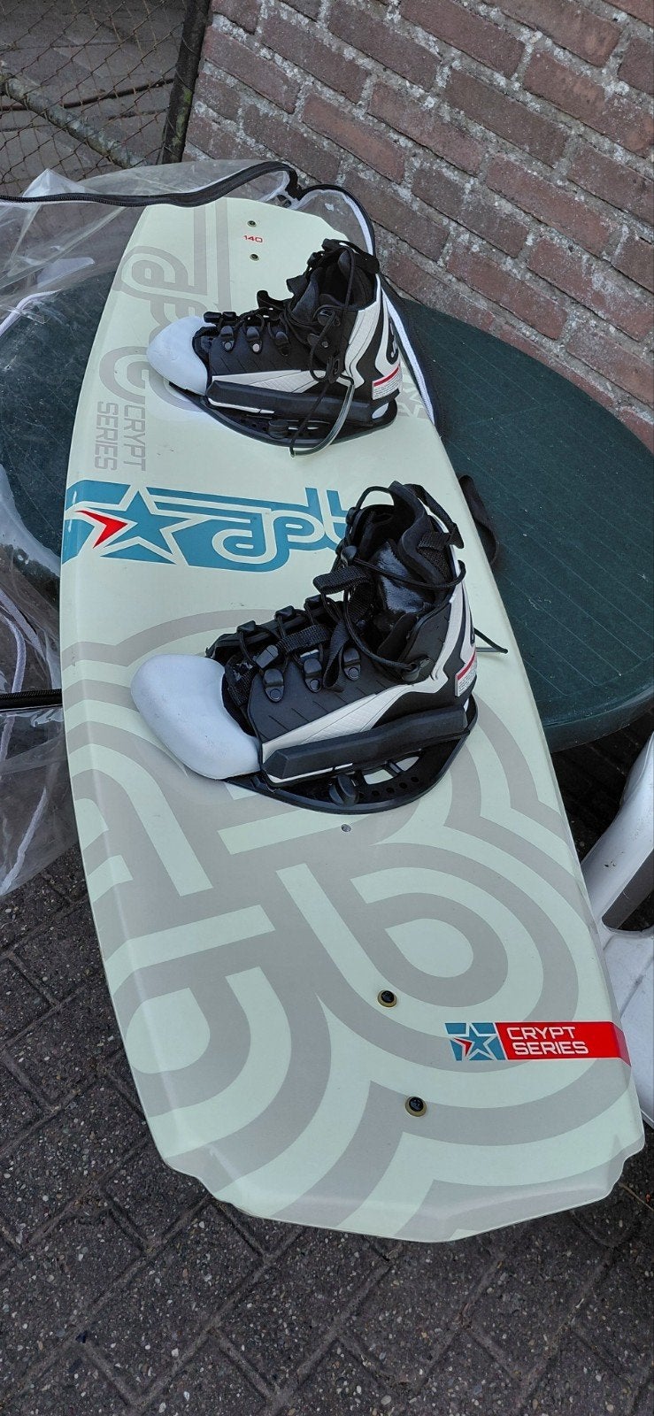 Complete Wakeboard Set: Board, Touw en Zwemvest, Ophalen
