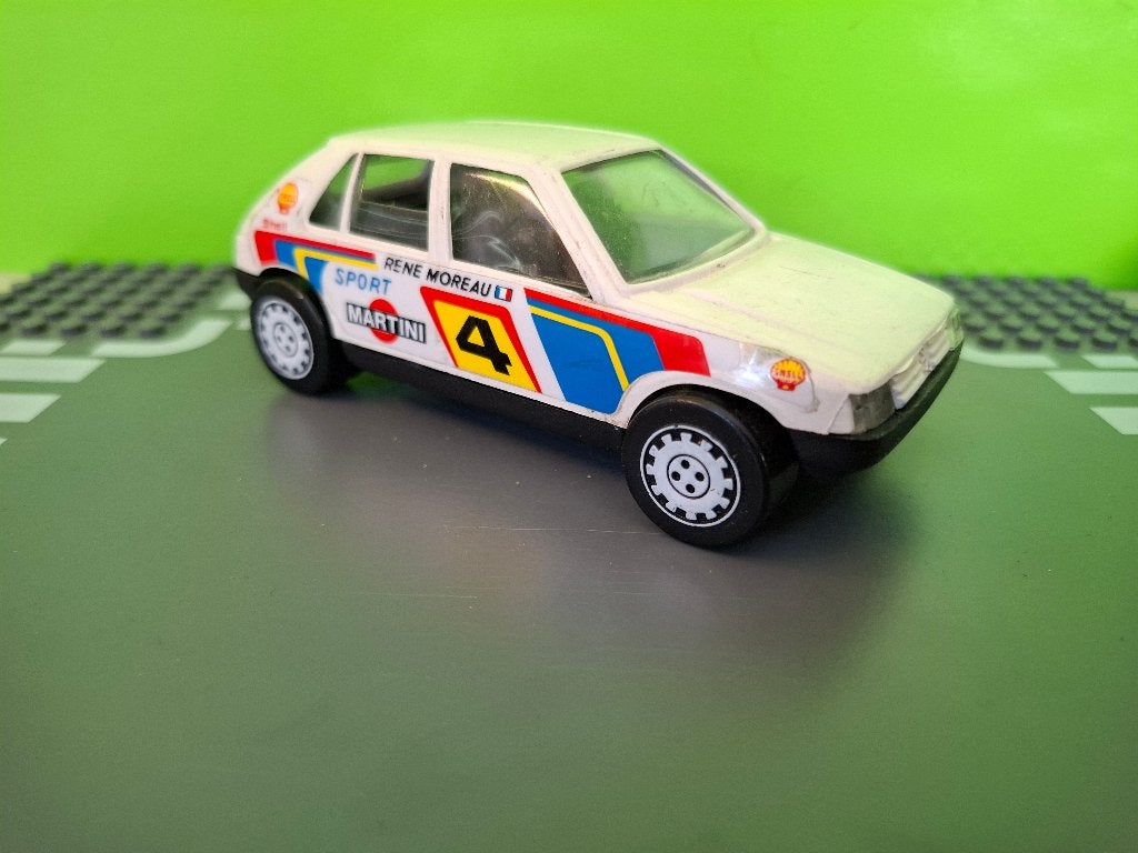 Gozan - Peugeot 205 [wit] 1/35, Ophalen of Verzenden, Gebruikt, Auto
