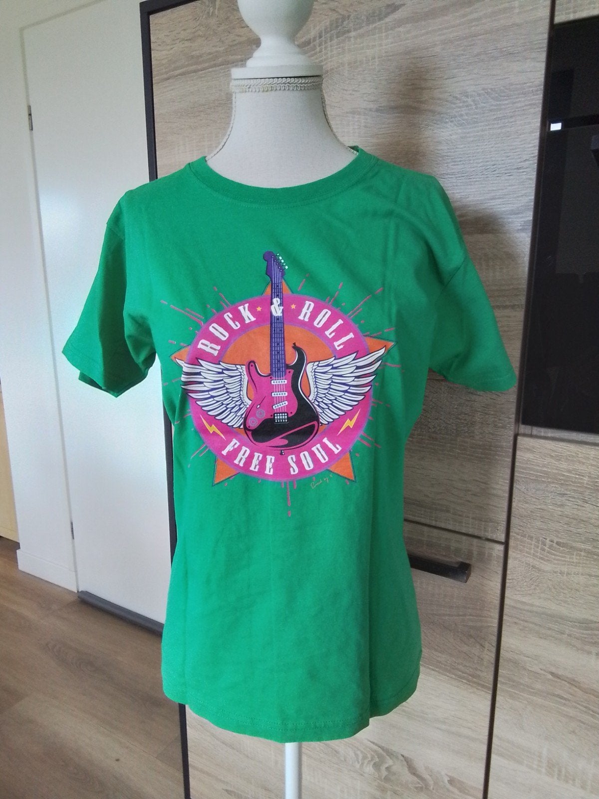 groen shirt Pinned by K mt S, Kleding | Dames, Pinned by K, Ophalen of Verzenden, Zo goed als nieuw, Korte mouw