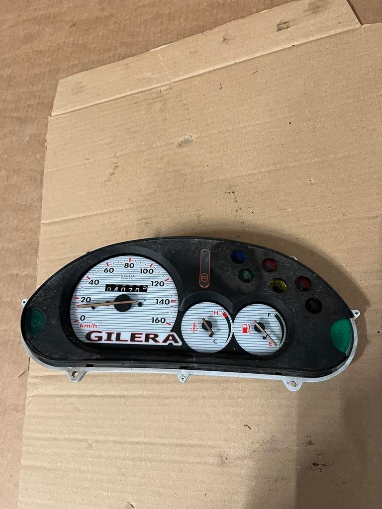 Gilera runner 125 180 cc kilometerteller dashboard, Ophalen of Verzenden, A, A, A