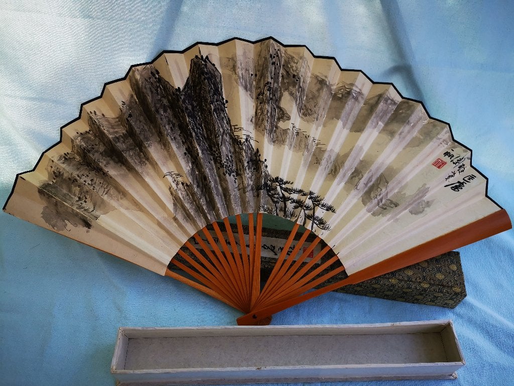 Vintage chinees Handgeschilderde Bamboe Waaier Gesigneerd, Ophalen of Verzenden
