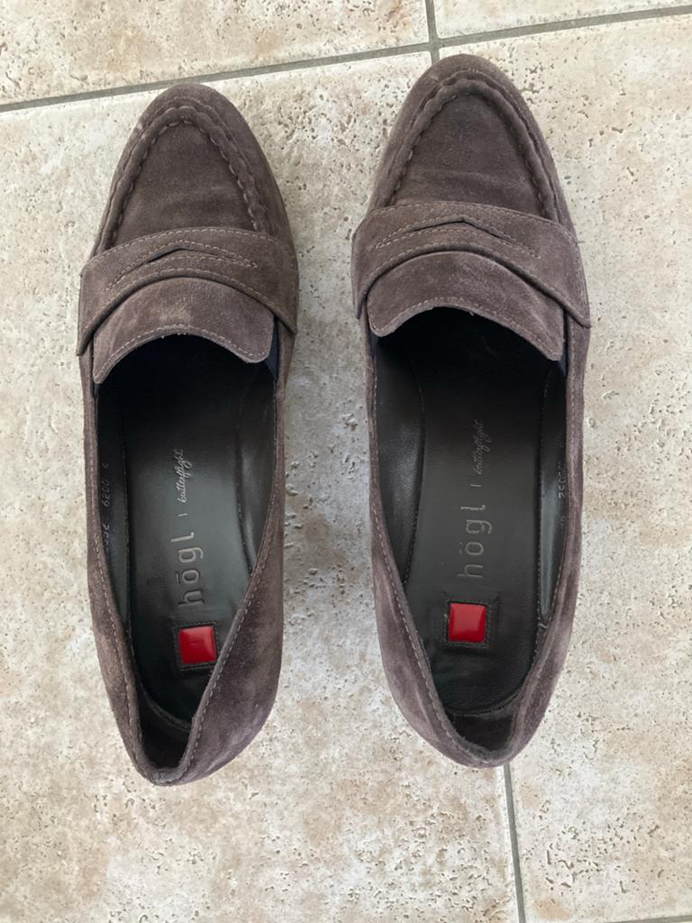 Högl grijs suède pump maat 6, Ophalen of Verzenden, Gedragen, Grijs, Pumps