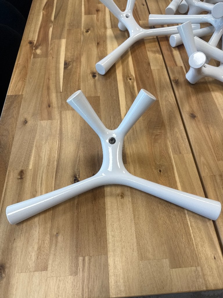 13 witte metalen kapstokhaken – dubbele haak, Ophalen, Wandhaken, Zo goed als nieuw, Minder dan 100 cm