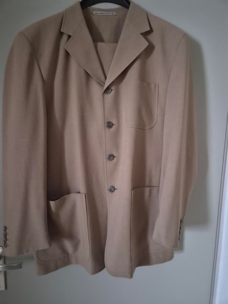 Beige kostuum 2 delig maat 50, Kleding | Heren, Kostuums en Colberts, Ophalen of Verzenden, Zo goed als nieuw, Maat 48/50 (M)