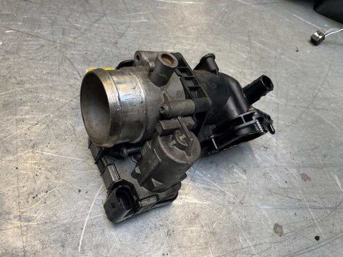 Gasklephuis van een Volkswagen Jetta, Gebruikt, -, Volkswagen, -