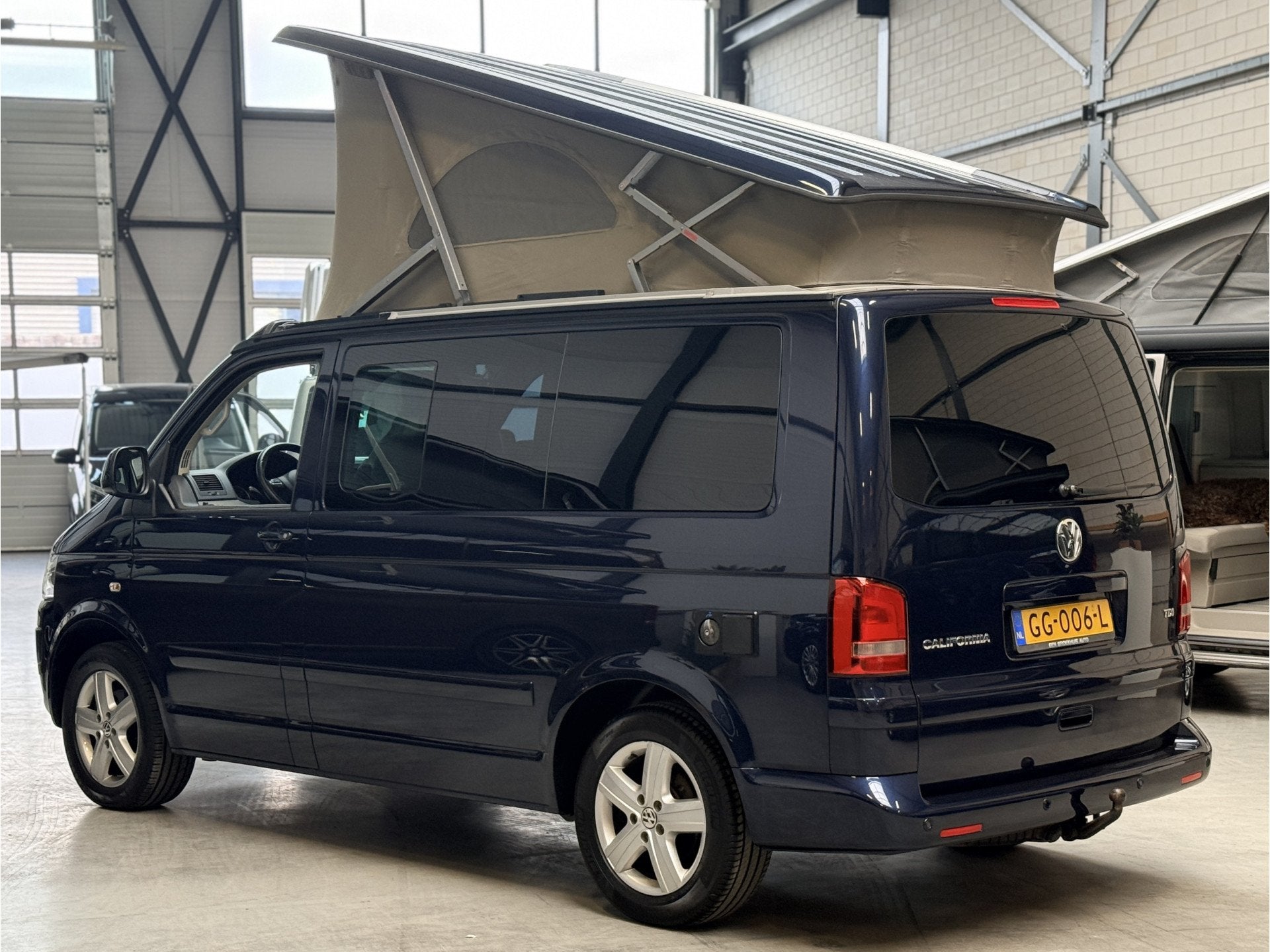 Volkswagen California 140PK / Elektr. Hefdak / Clima / Navi, Volkswagen, Bedrijf, Navigatie, 4 tot 5 meter