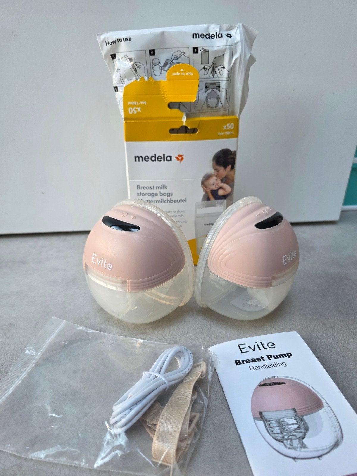 Evite handsfree borstkolf, Kinderen en Baby's, Borstkolf, Ophalen of Verzenden, Zo goed als nieuw, BPA-vrij