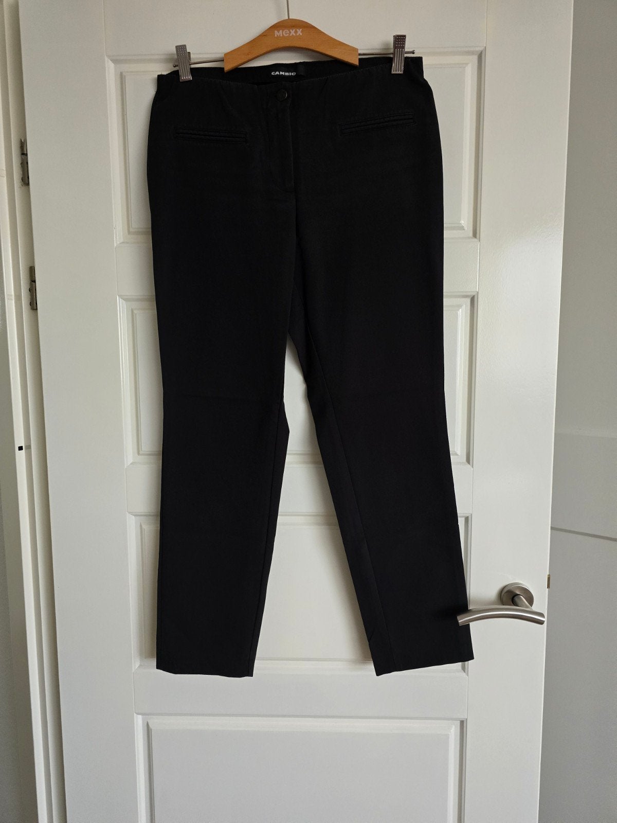 Te koop zwarte dames broek, merk Gambio, maat 40., Maat 38/40 (M), Zwart, Ophalen of Verzenden, Zo goed als nieuw