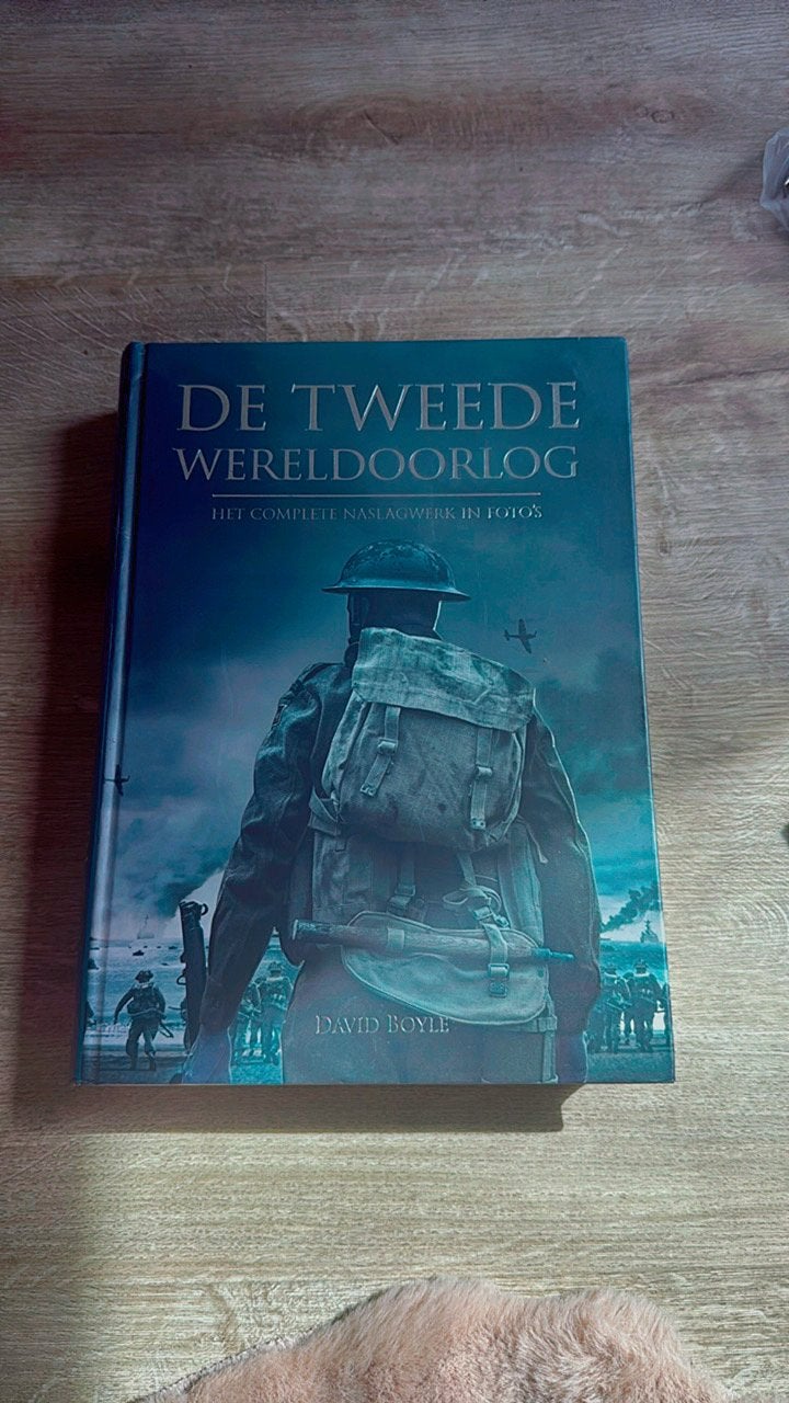 De Tweede Wereldoorlog: Het complete naslagwerk in foto's, Ophalen, Tweede Wereldoorlog, Zo goed als nieuw, Algemeen