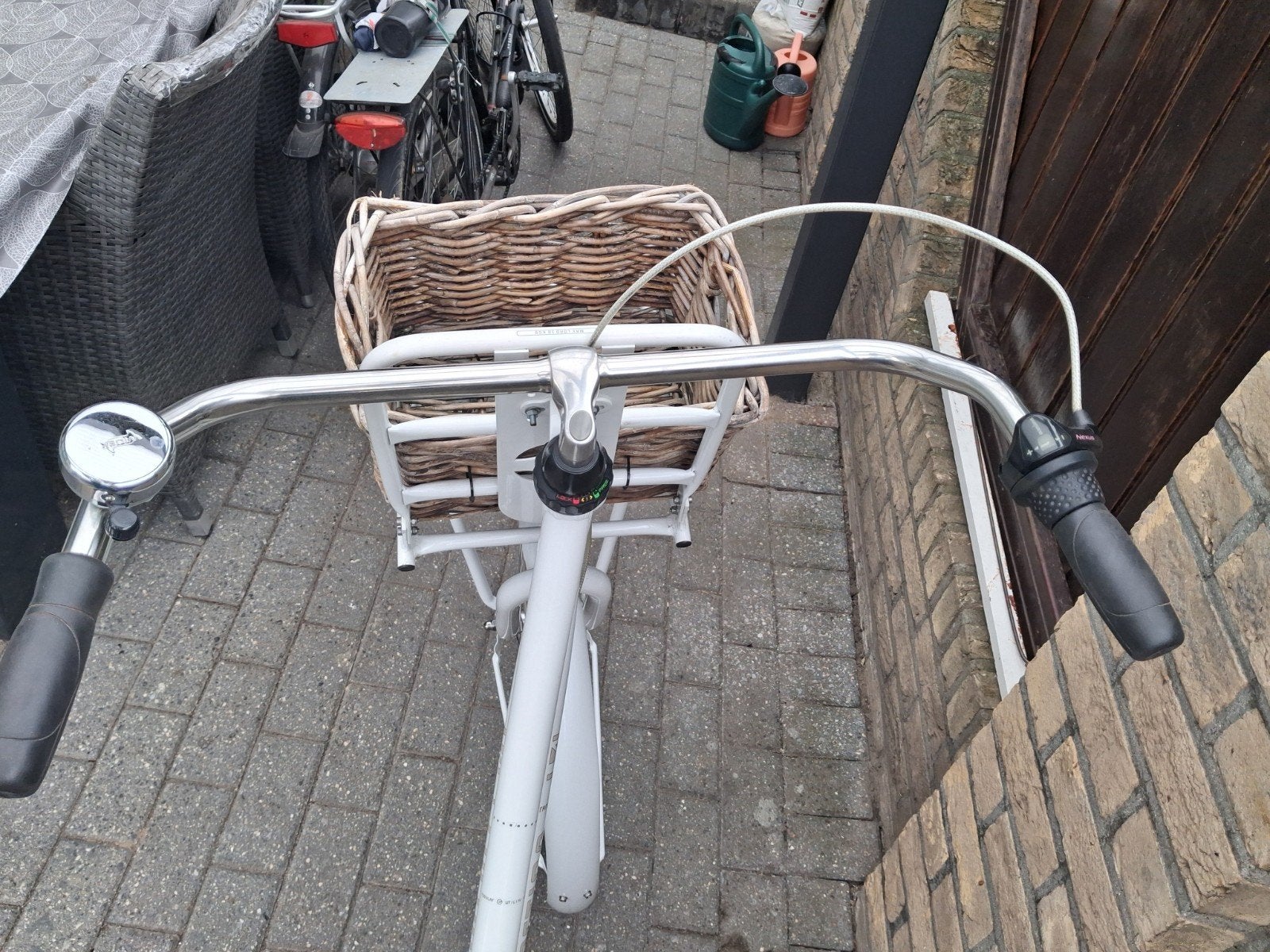 CORTINA WITTE TRANSPORTER MEIDEN/DAMES FIETS 28 INCH, Fietsen en Brommers, Fietsen | Meisjes, Terugtraprem, Gebruikt, Cortina U4 Transport
