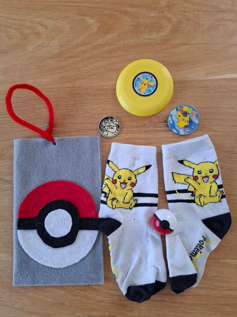 Leuk Pokemon pakketje met diverse items, Ophalen, Gebruikt, Overige typen