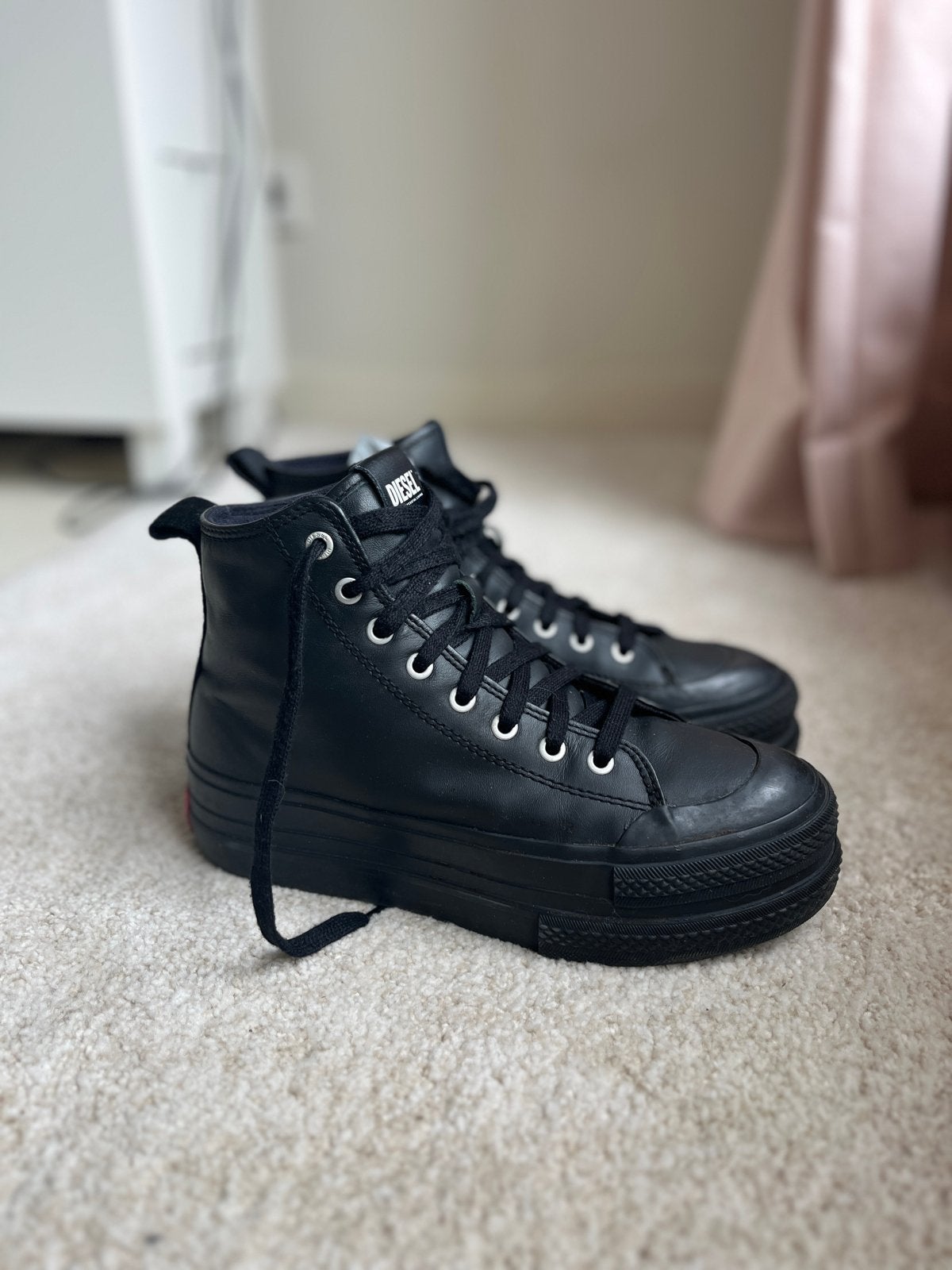 Diesel hoge sneakers - Zwart, maat 39, Kleding | Dames, Schoenen, Ophalen of Verzenden, Zo goed als nieuw, Zwart, Sneakers of Gympen