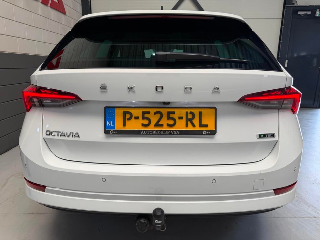 Skoda Octavia Combi 1.0 e-TSI Business Edition Plus|Head-up, Stof, Gebruikt, Automatische klimaatregeling, Met garantie (alle)