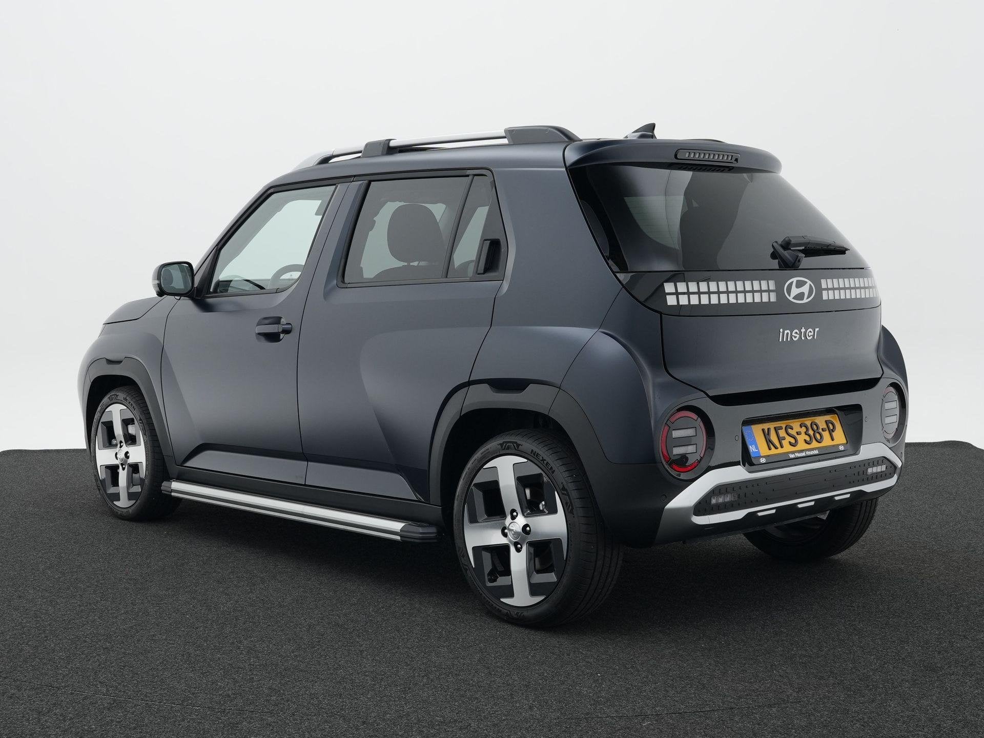 Hyundai INSTER Evolve Sky 49 kWh | Winter + Techpack | Warmt, Auto's, Hyundai, Stof, Automatische klimaatregeling, 116 pk, Origineel Nederlands