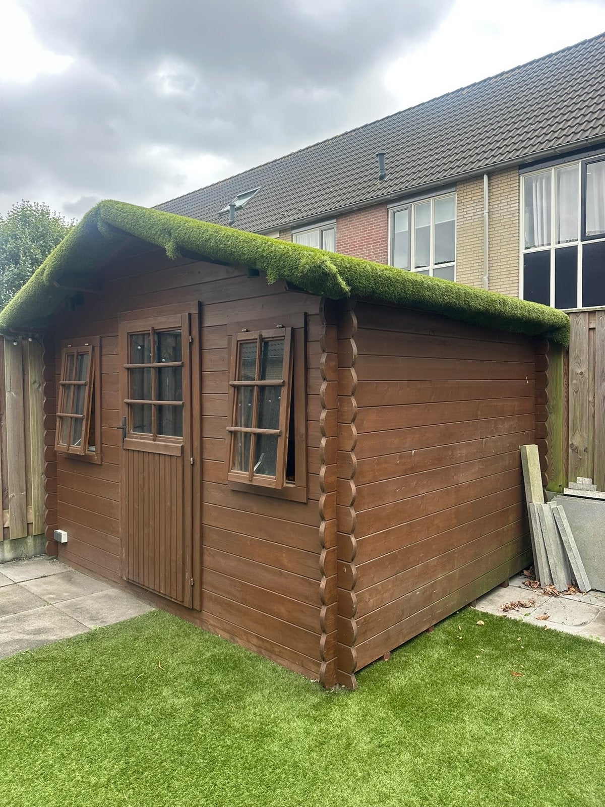 Tuinhuis 2,65m x 3,20m x 2,5m hoog, Tuin en Terras, Ophalen, Tuinhuis, 250 tot 500 cm, 2 ramen