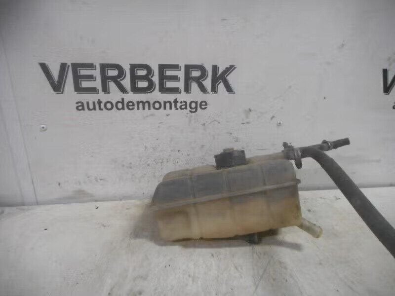 KOELVLOEISTOF RESERVOIR Opel Senator B (90-409-101), Bahnhofsplatz 65423 Rüsselsheim am Main, DE, Gebruikt, Opel, Opel Automobile GmbH