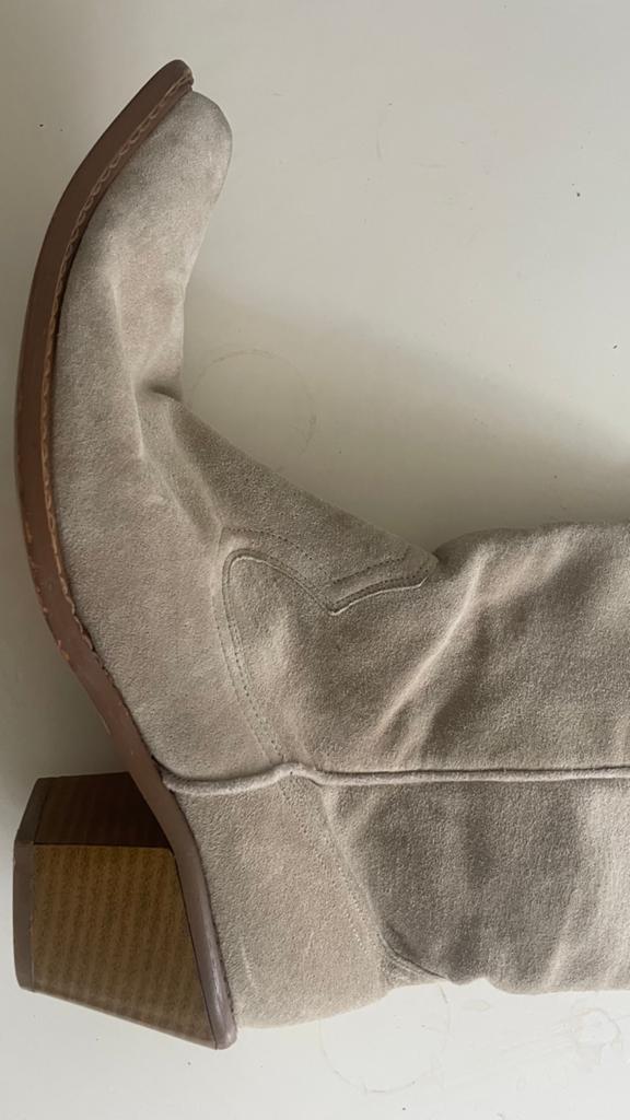 Te koop: leren laarzen, beige, maat 41, nieuwstaat, Ophalen of Verzenden, Zo goed als nieuw, Beige