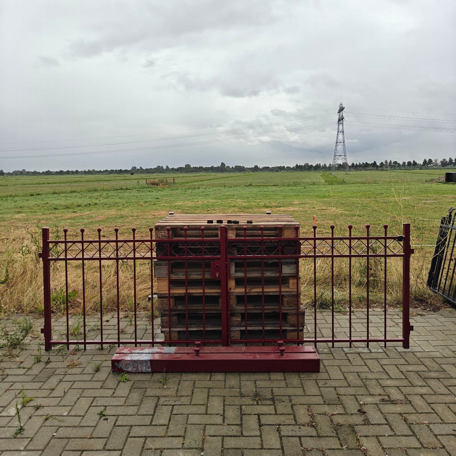 Dubbele stalen sierpoort. Toegangs poort. 3.25x1 m, Tuin en Terras, Ophalen, IJzer, Sierhekwerk