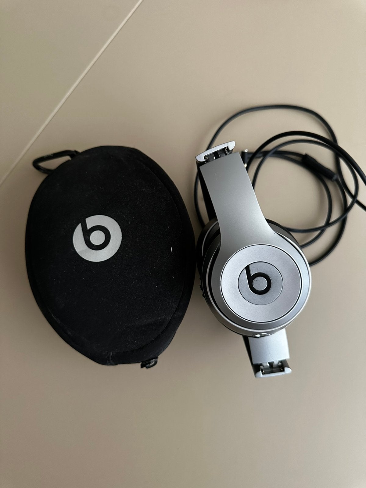 Beats solo 2 wireless, Audio, Tv en Foto, Koptelefoons, Ophalen of Verzenden, Zo goed als nieuw, Beats
