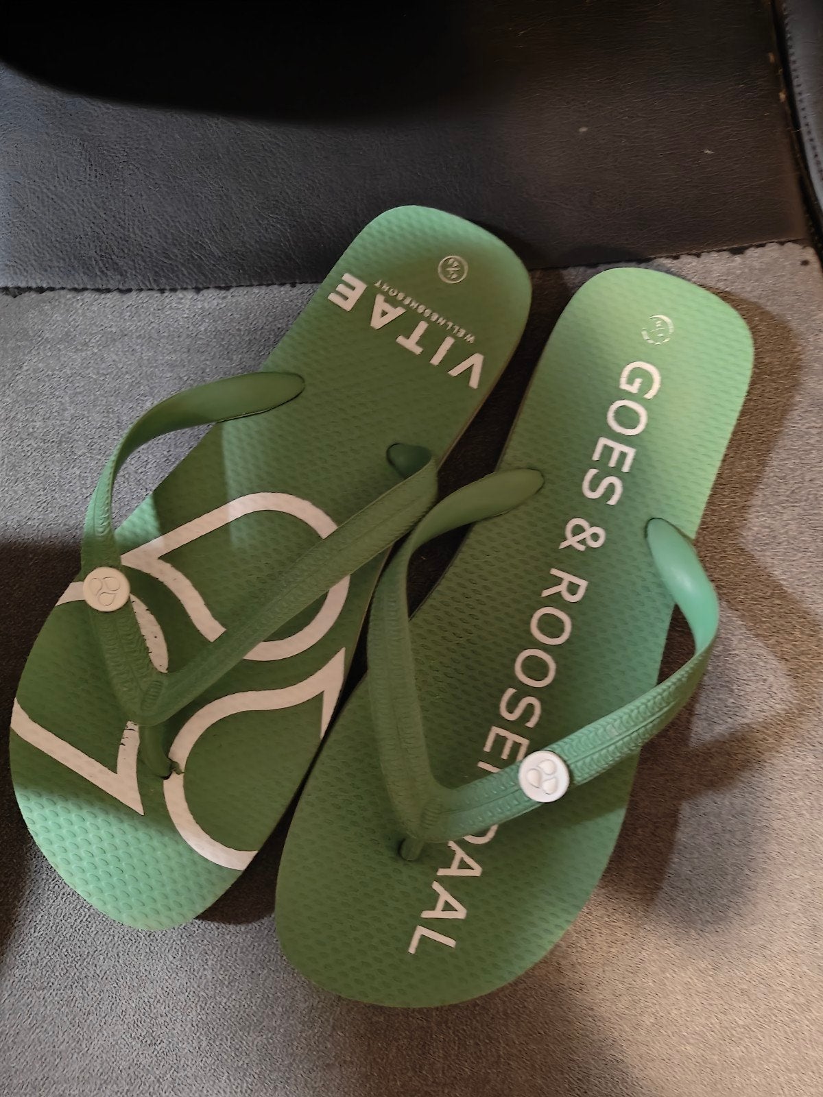 gratis, Ophalen of Verzenden, Gedragen, Slippers