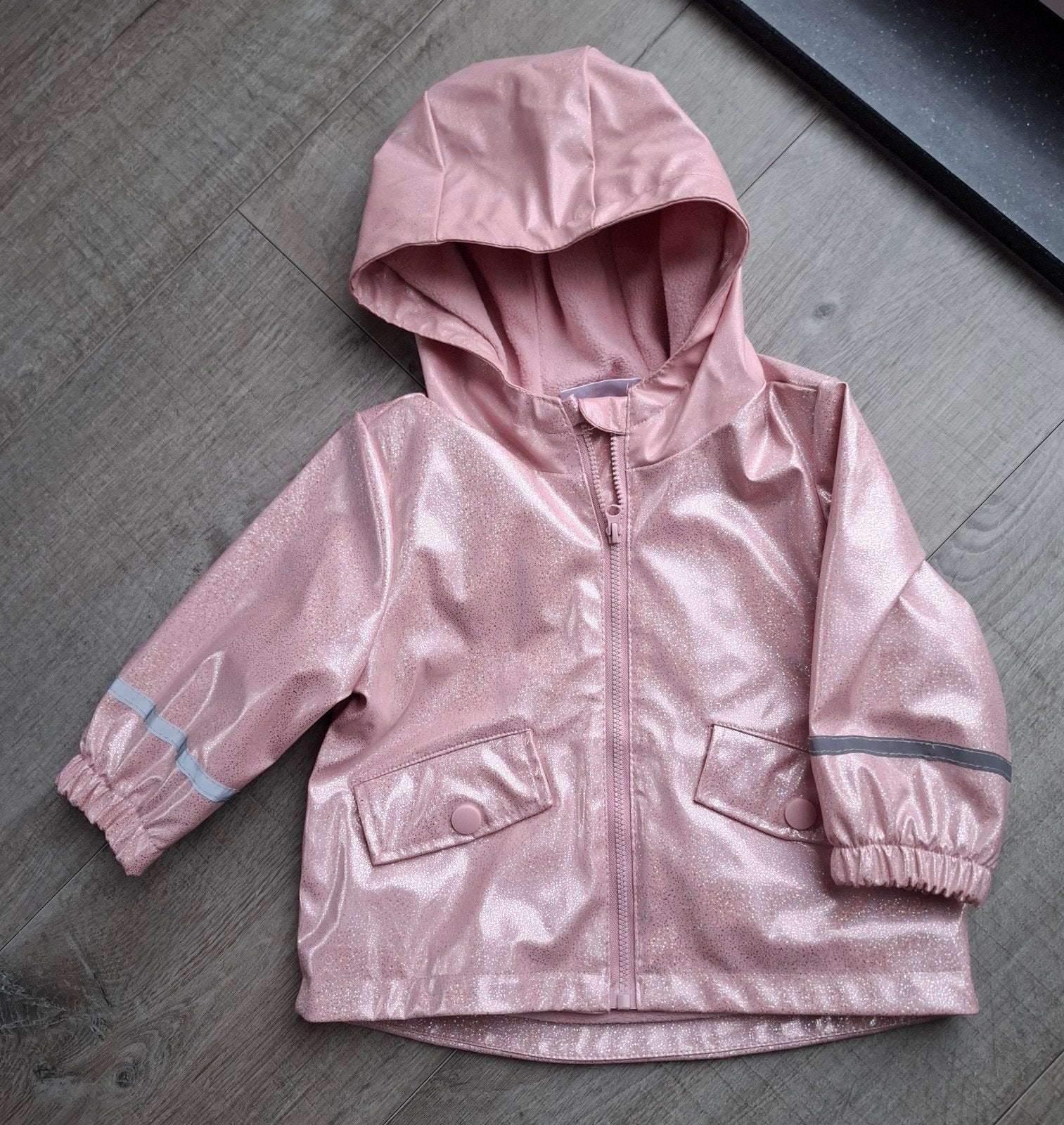 roze glitter jas 74, Kinderen en Baby's, Ophalen of Verzenden, Zo goed als nieuw, Meisje, Jasje