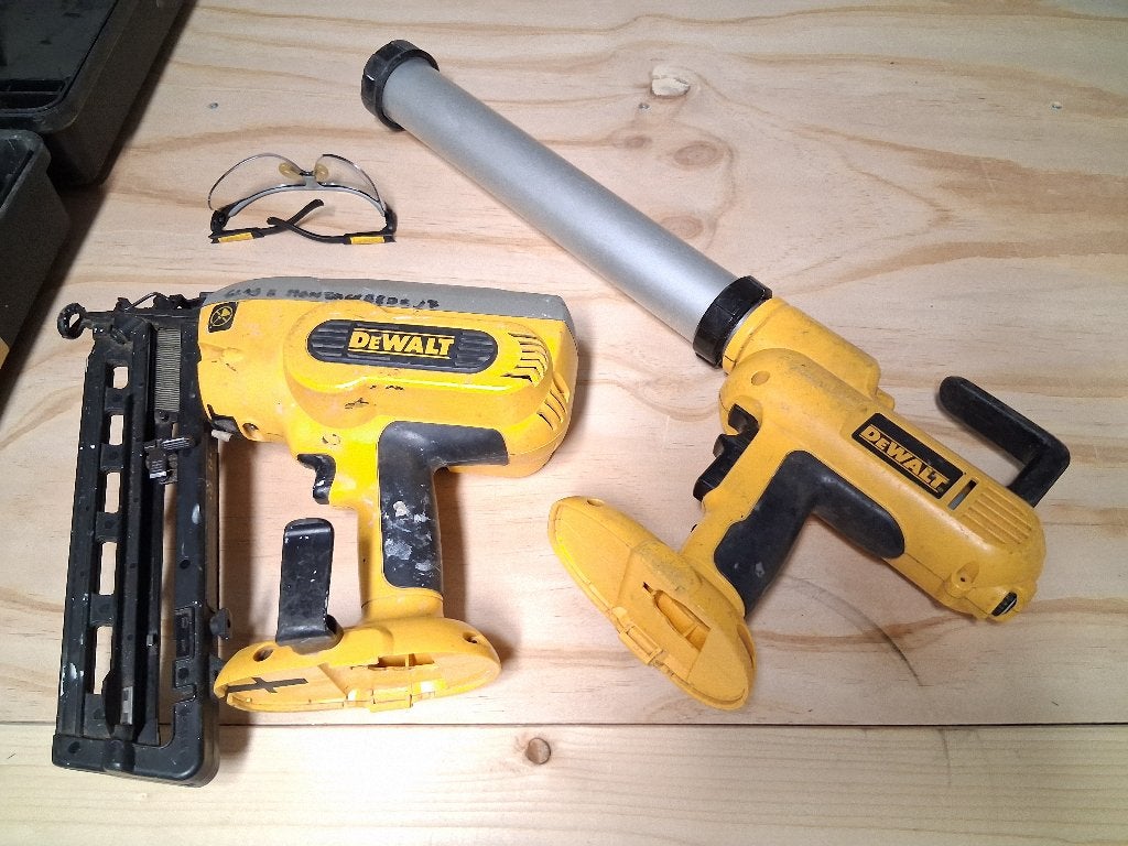 de Walt Accu tacker + kit spuit, Ophalen of Verzenden