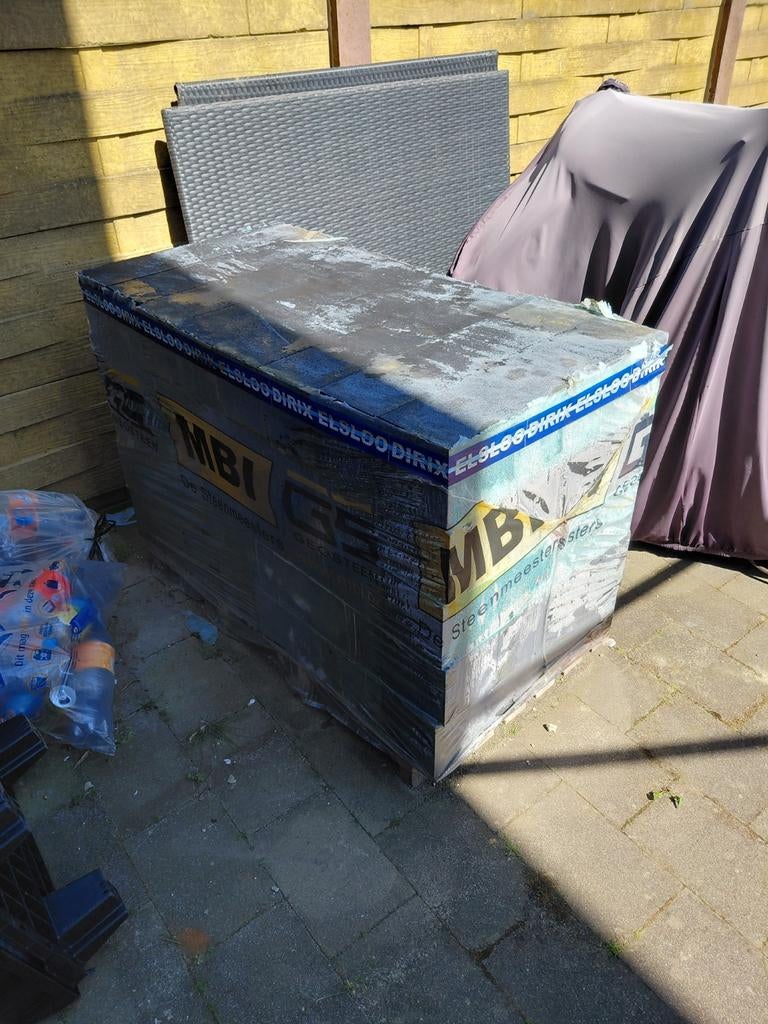 Zwarte betonnen bielzen, 46 stuks, Ophalen of Verzenden, Gebruikt, Beton, Biels