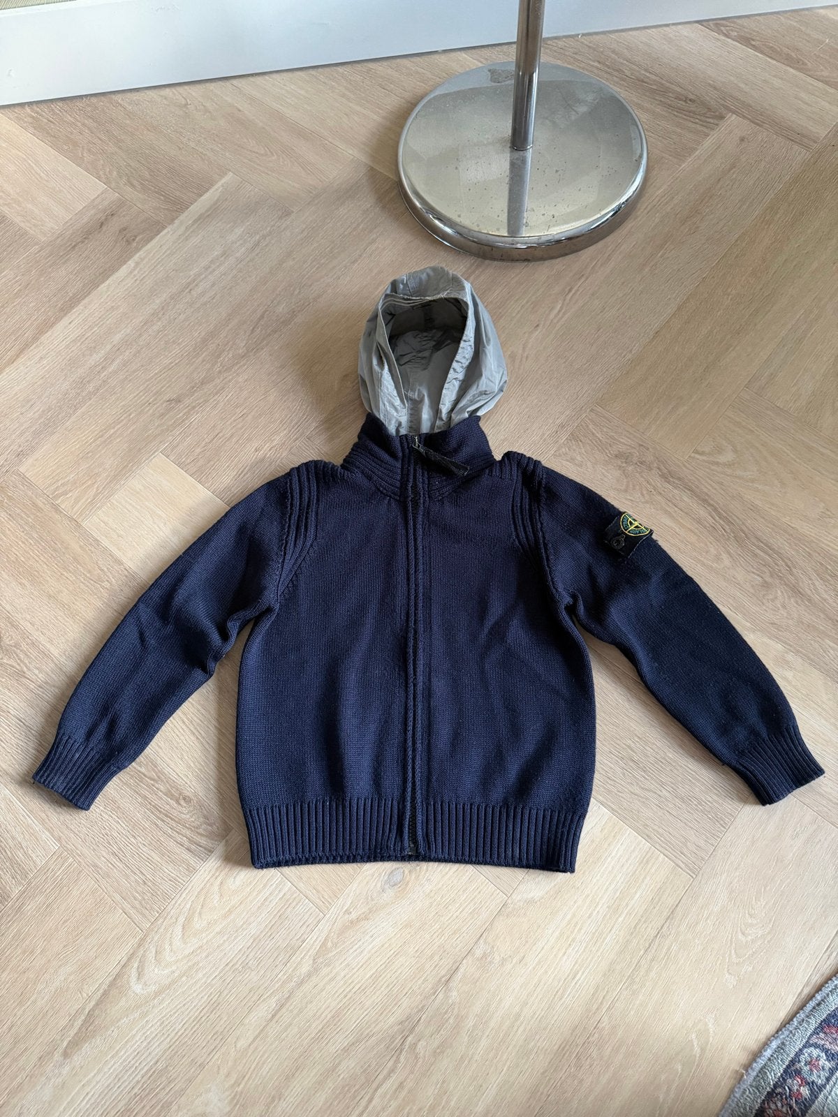 Stone Island Kinder Vest met Capuchon - Maat 116, Ophalen of Verzenden, Gebruikt, Jongen, Trui of Vest