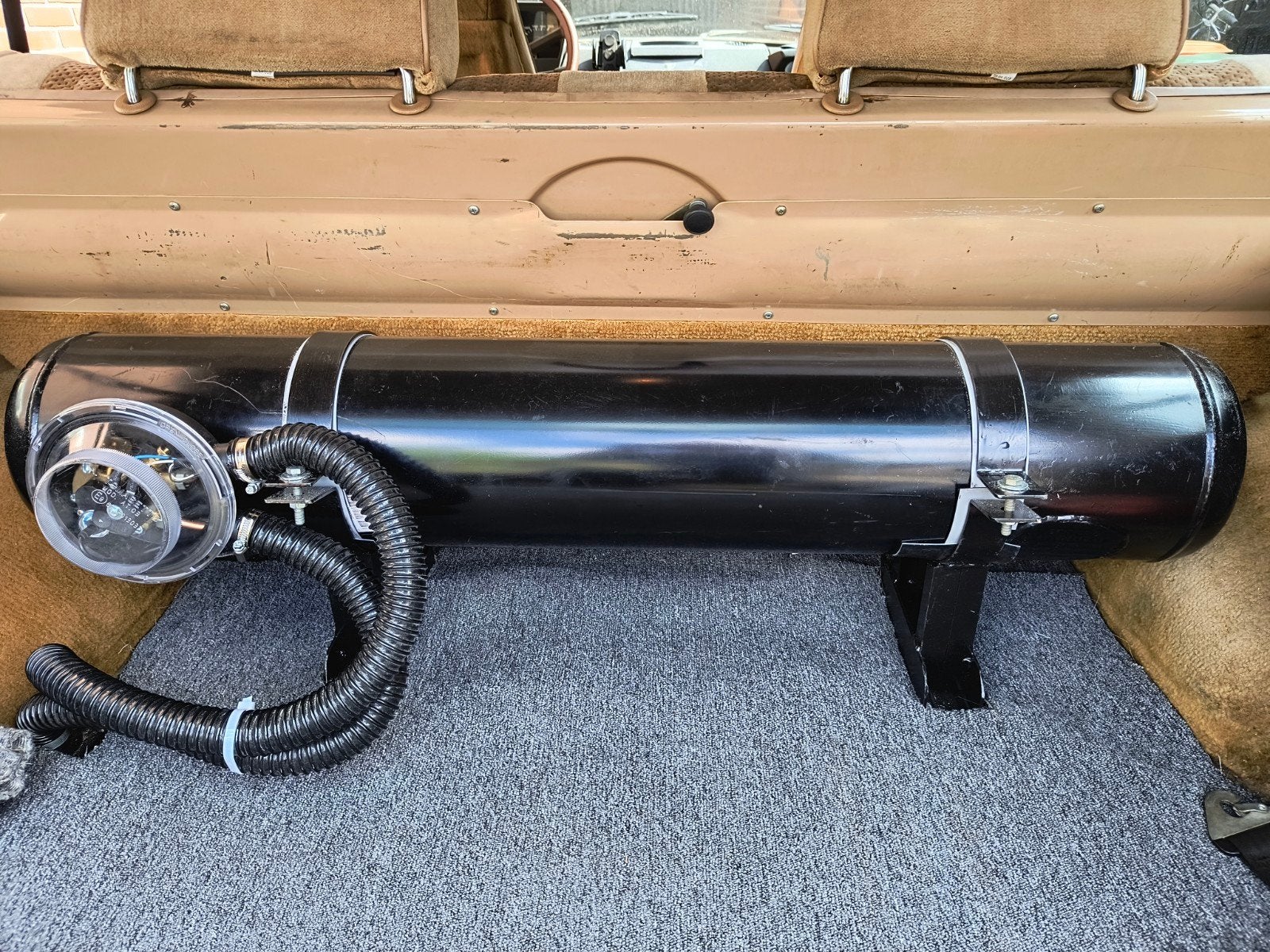 Nieuwe LPG tank 35L met bevestiging en aansluitingen, Ophalen, Nieuw, Universele onderdelen