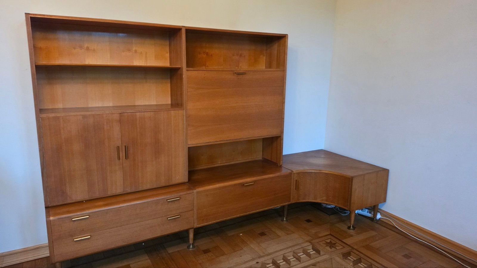 Vintage houten Wandmeubel, Ophalen, Gebruikt, 200 cm of meer, 150 tot 200 cm