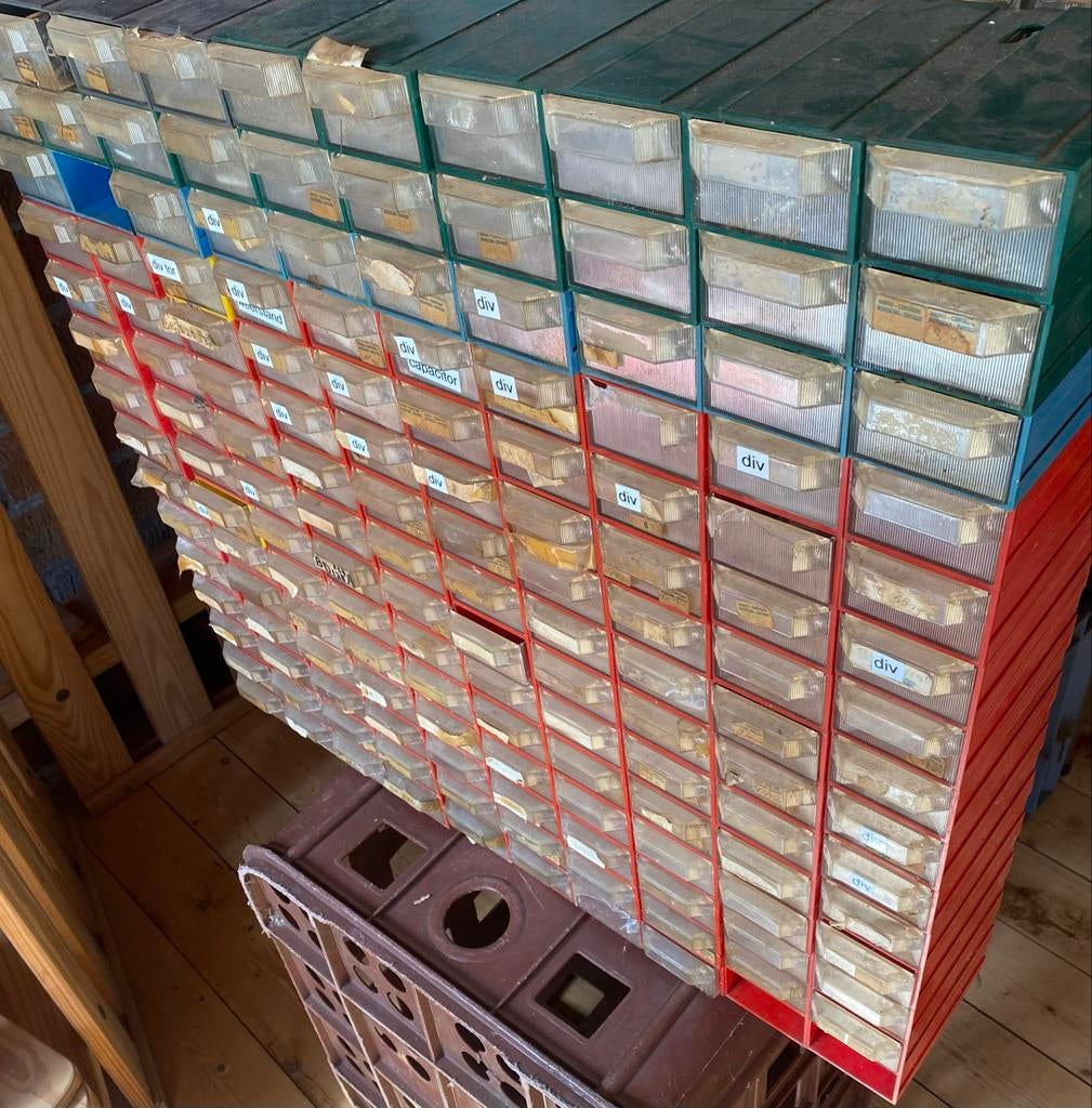 Elektronische componenten, transistoren, IC's, weerstanden, Hobby en Vrije tijd, Ophalen, Gebruikt