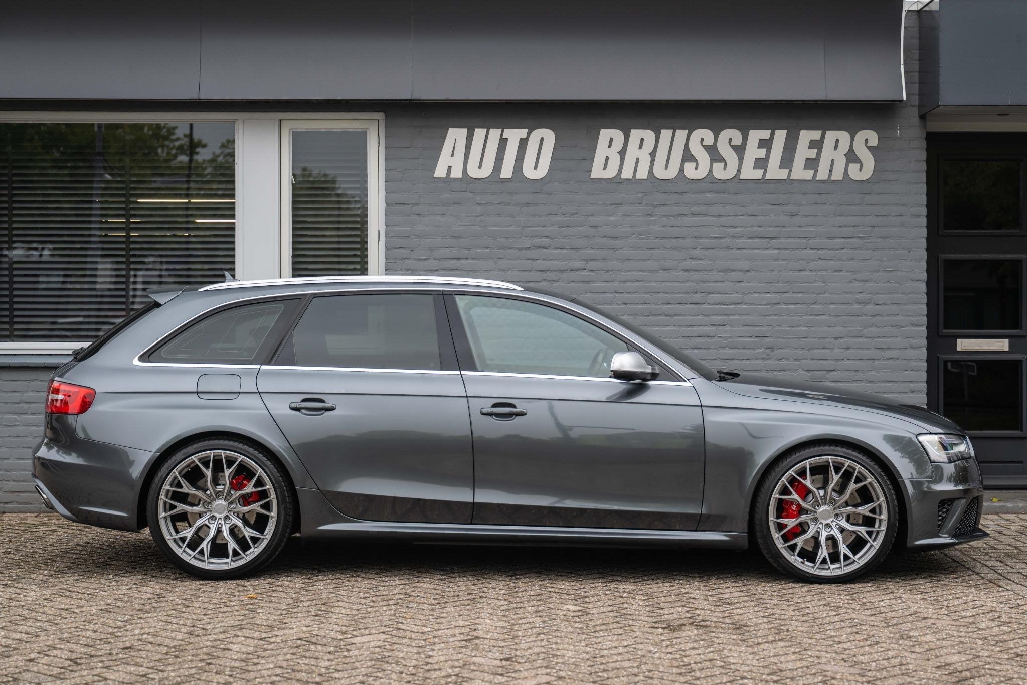Audi A4 Avant 4.2 FSI RS 4 quattro Mega mooie originele staa, Auto's, Automaat, Gebruikt, 8 cilinders, 1770 kg