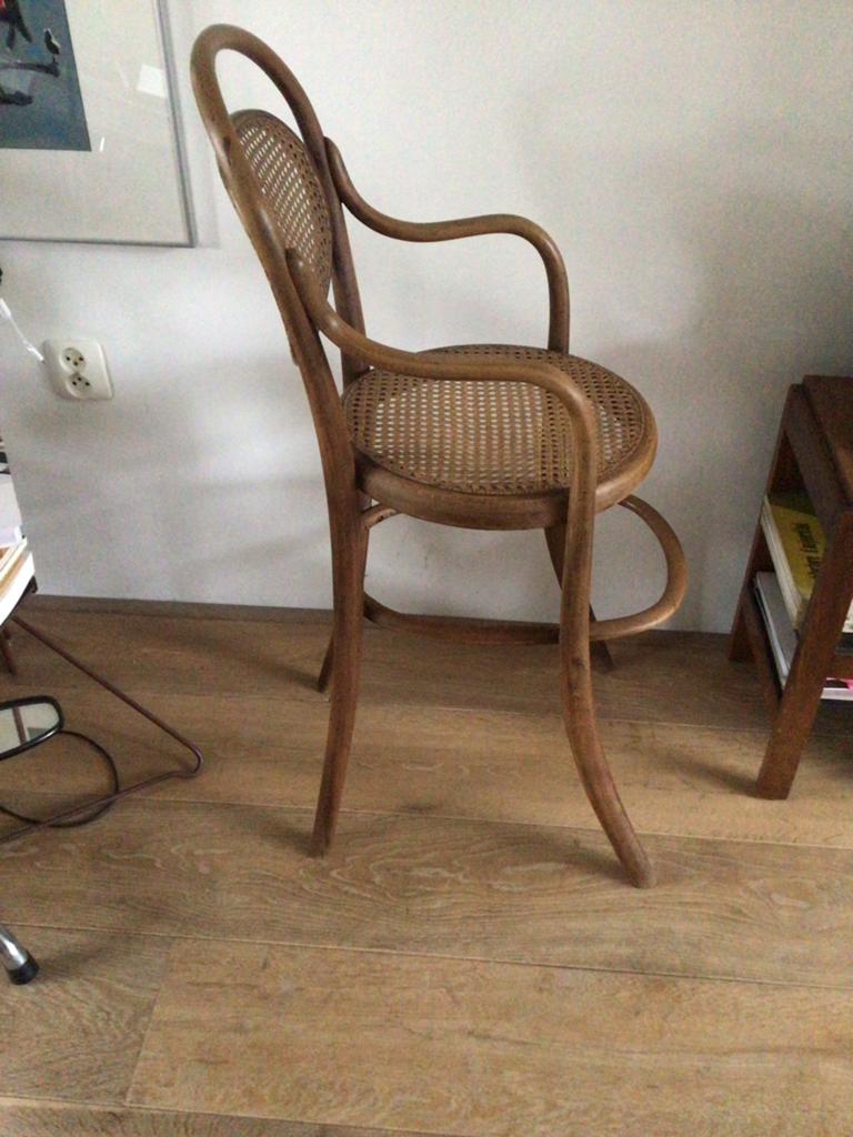 Originele Thonet Kinderstoel - Goede Staat, Antiek en Kunst, Antiek | Meubels | Stoelen en Banken, Ophalen