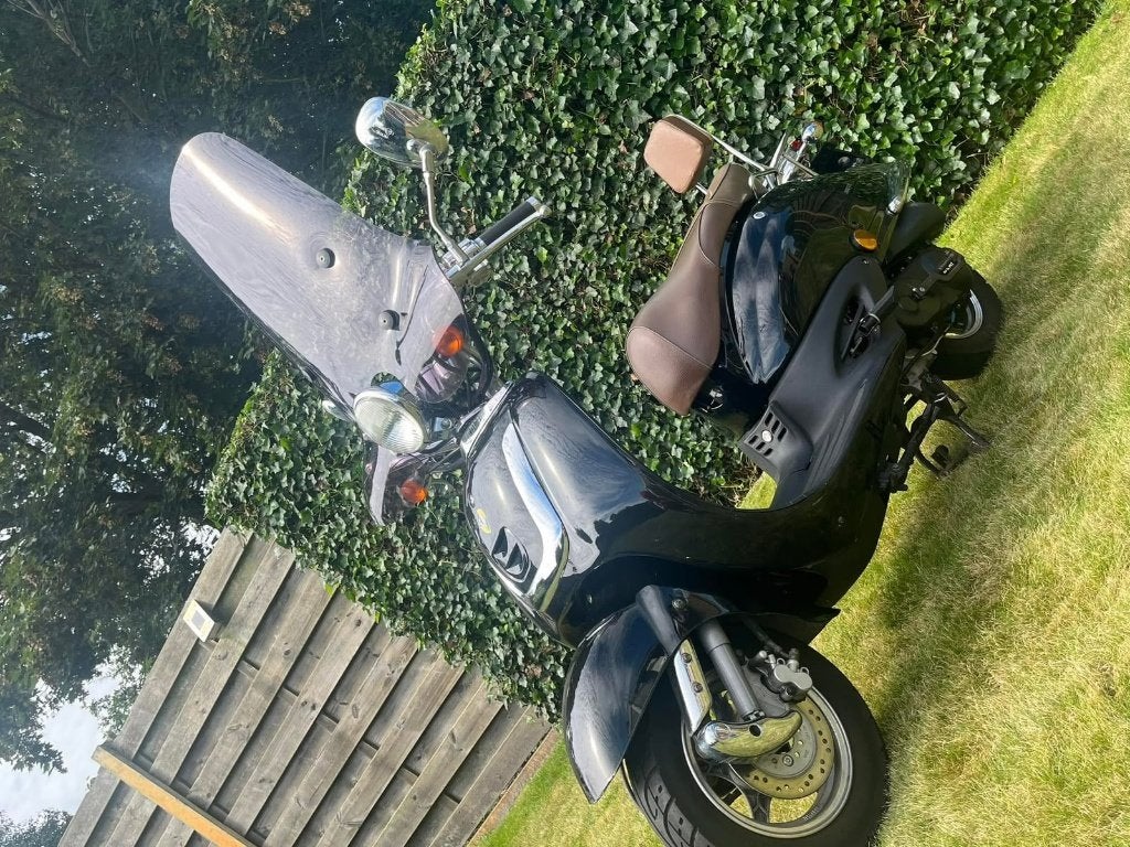 MOET WEG! Nette retro scooter te koop, Gebruikt, Maximaal 45 km/u, Ophalen of Verzenden, Znen