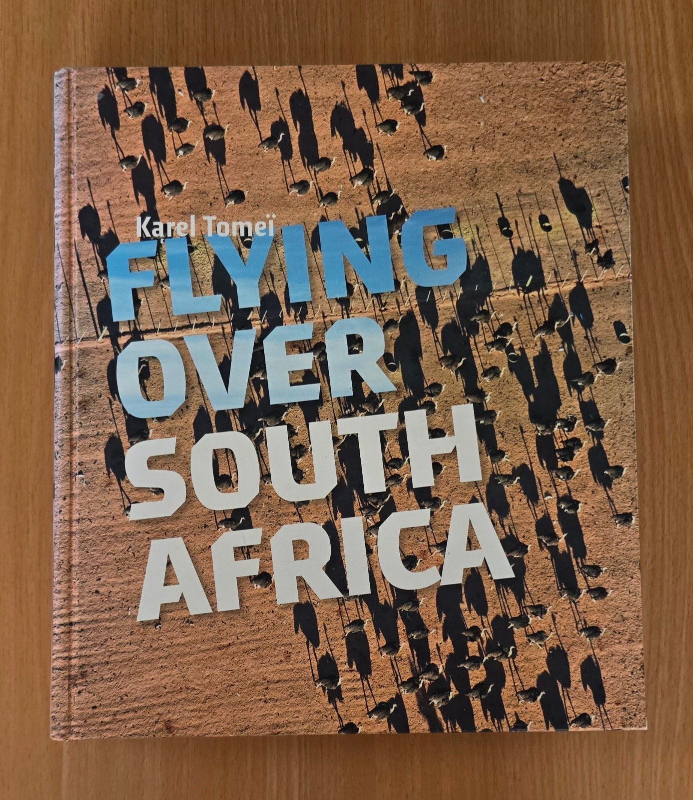 Flying over South Africa - Karel Tomei, Fotografen, Ophalen of Verzenden, Zo goed als nieuw, Karel Tomei