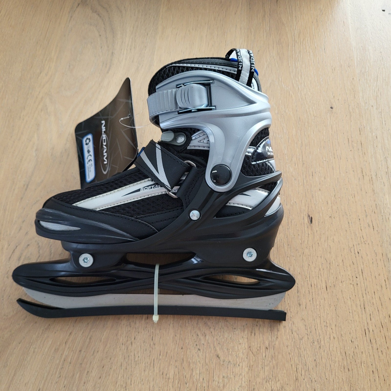 IJshockey schaatsen verstelbaar NIEUW, Sport en Fitness, Ophalen of Verzenden, Nieuw, IJshockeyschaatsen, Nijdam