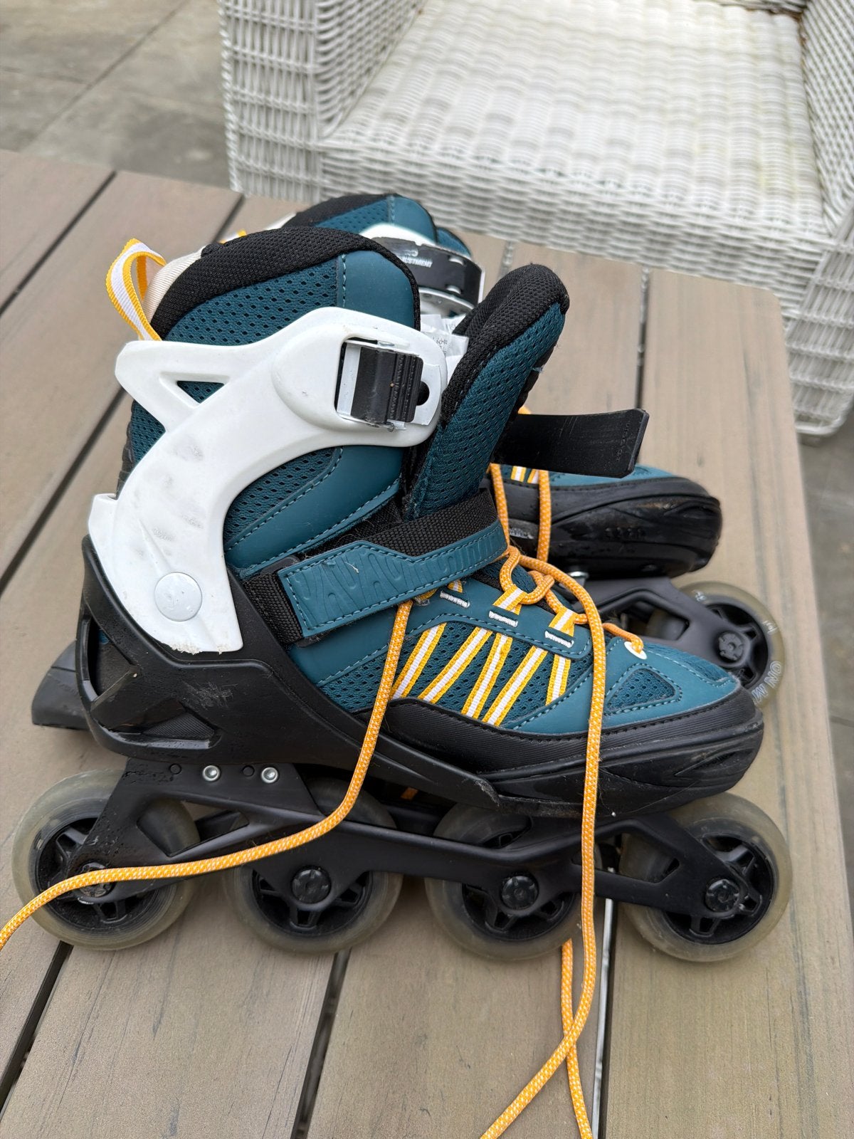 Verstelbare skeelers/ inline skates  (maat 38-41), Sport en Fitness, Kinderen, Inline skates 4 wielen, Ophalen, Overige merken