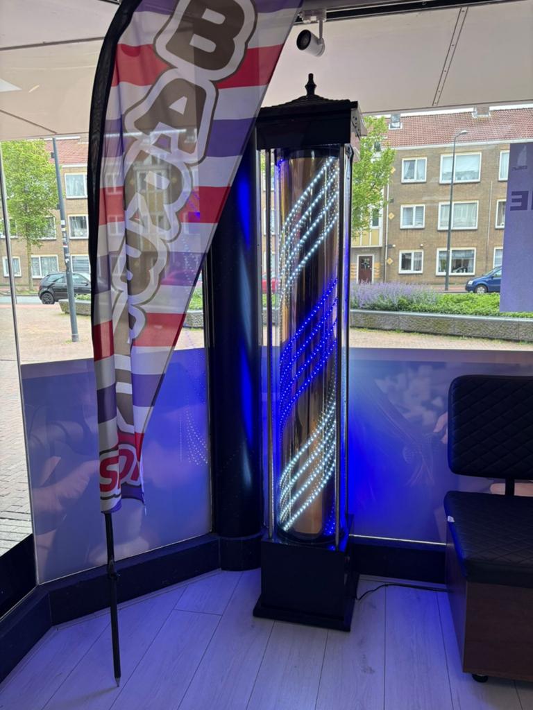 Beachvlag en kapperspaal LED - IJmuiden, Zakelijke goederen, Kantoor en Winkelinrichting | Winkel en Inventaris, Ophalen