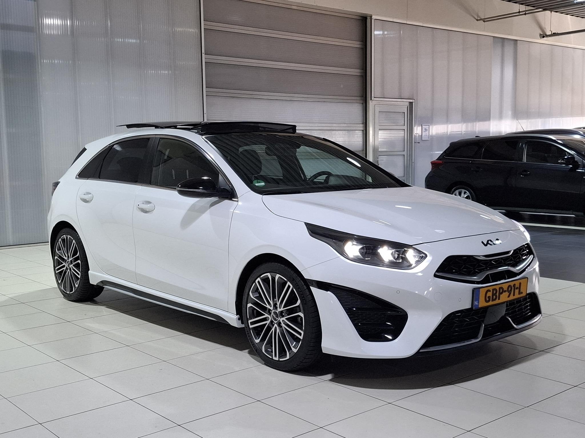 Kia Ceed 1.5 T-GDi GT-PlusLine Dikste KIA Ceed HB van Nederl, Auto's, Gebruikt, Euro 6, 4 cilinders, 610 kg