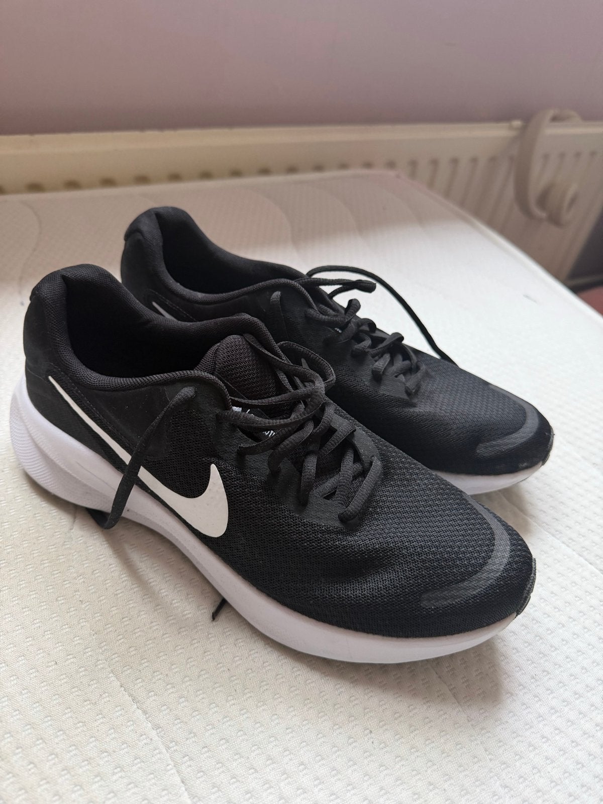 Nike Revolution Hardloopschoenen - Maat 43, Ophalen of Verzenden, Zo goed als nieuw, Hardlopen, Hardloopschoenen