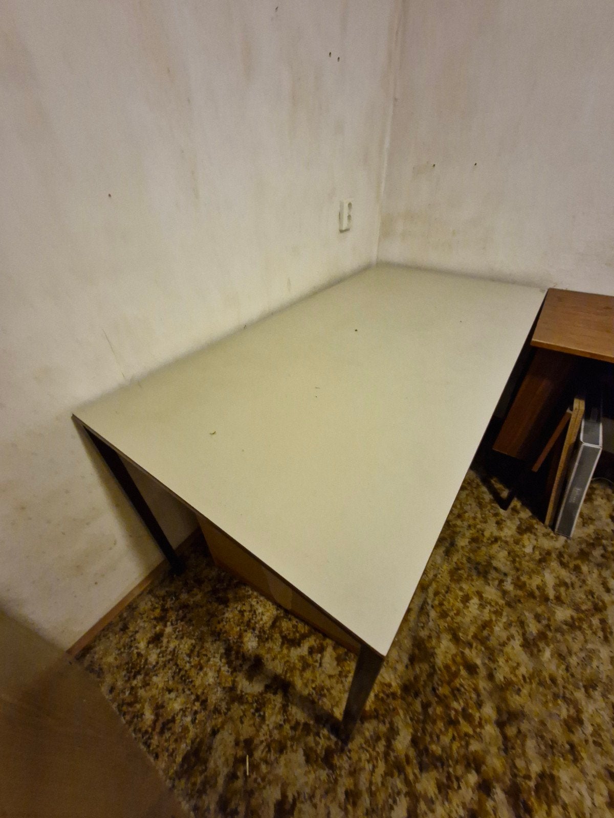 Grote tafel gratis, Ophalen, Gebruikt, 100 tot 150 cm, 200 cm of meer