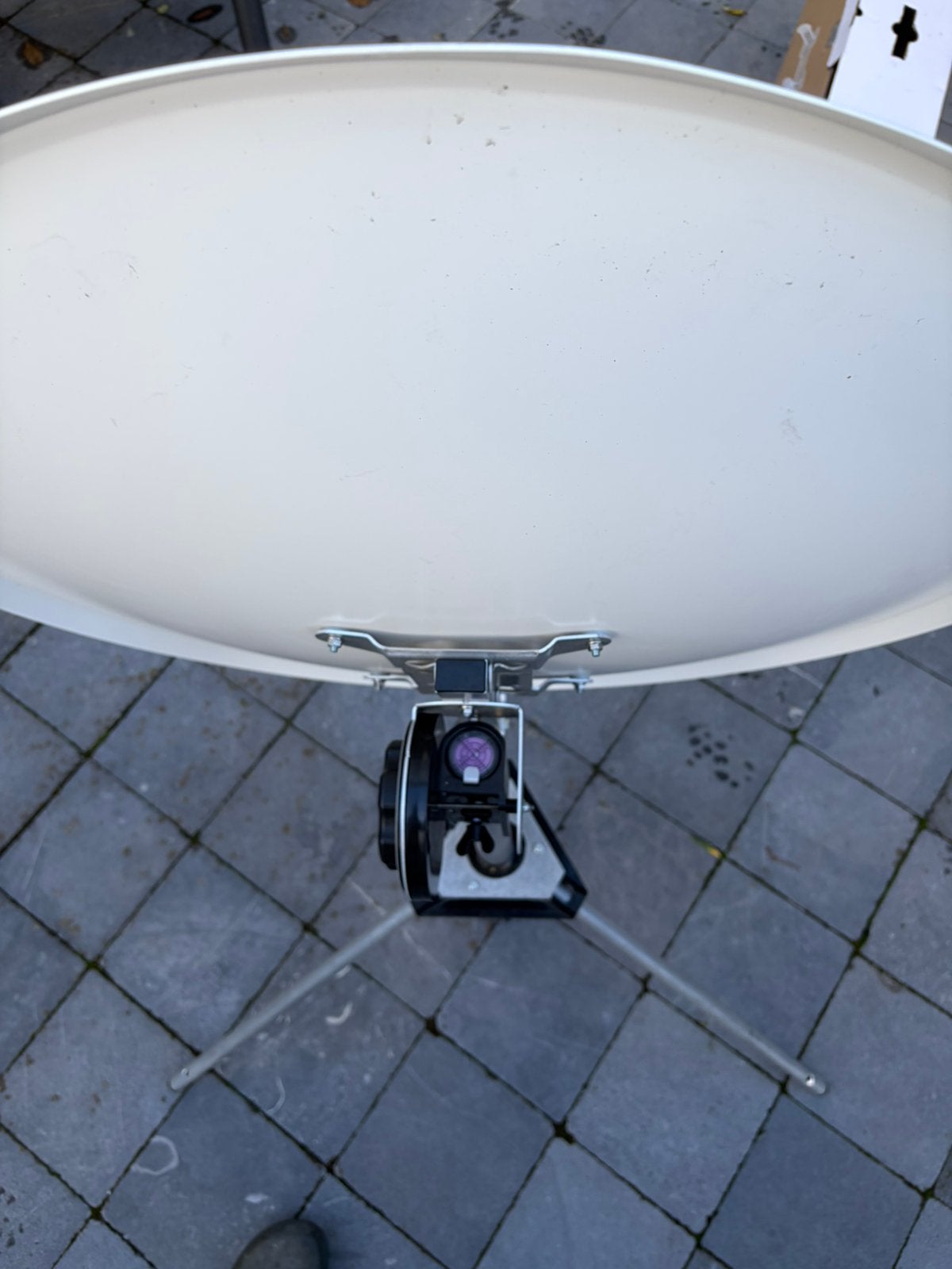 Satelliet schotel compleet, Caravans en Kamperen, Ophalen, Zo goed als nieuw