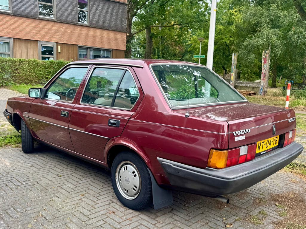 Volvo 340 DL variomatic 1987, foto 4