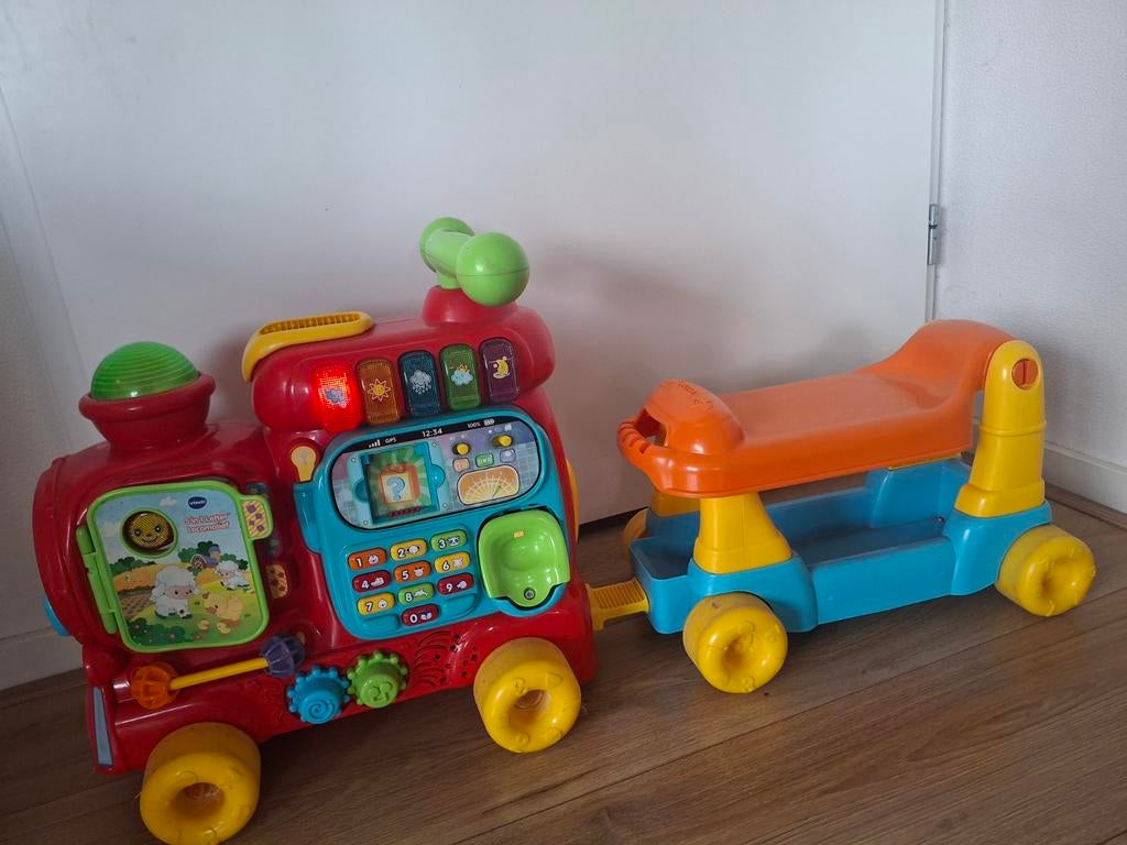 VTech Trein met aanhanger - Veel speelplezier!, Kinderen en Baby's, Speelgoed | Vtech, Ophalen of Verzenden, Gebruikt, 6 maanden tot 2 jaar