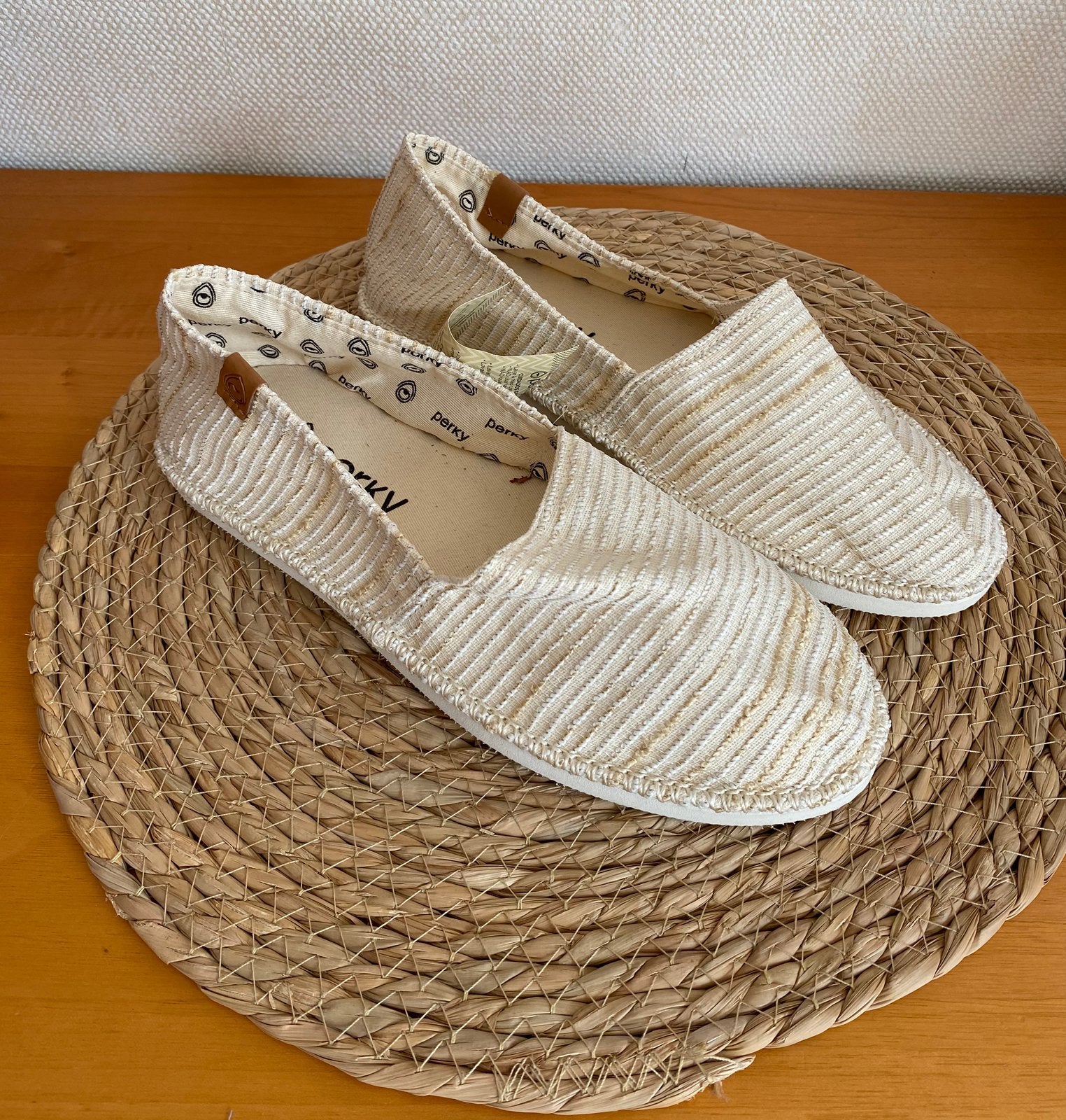 Perky espadrilles / instappers – maat 39 - nieuw, Nieuw, Ophalen of Verzenden, Instappers, Beige