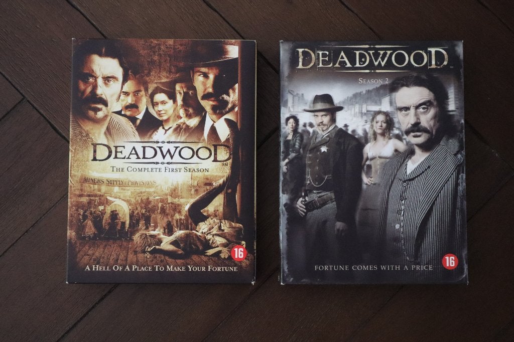 Deadwood (DVD - Seizoen 1 & 2), Vanaf 16 jaar, Nederlands, Ophalen of Verzenden, Gebruikt