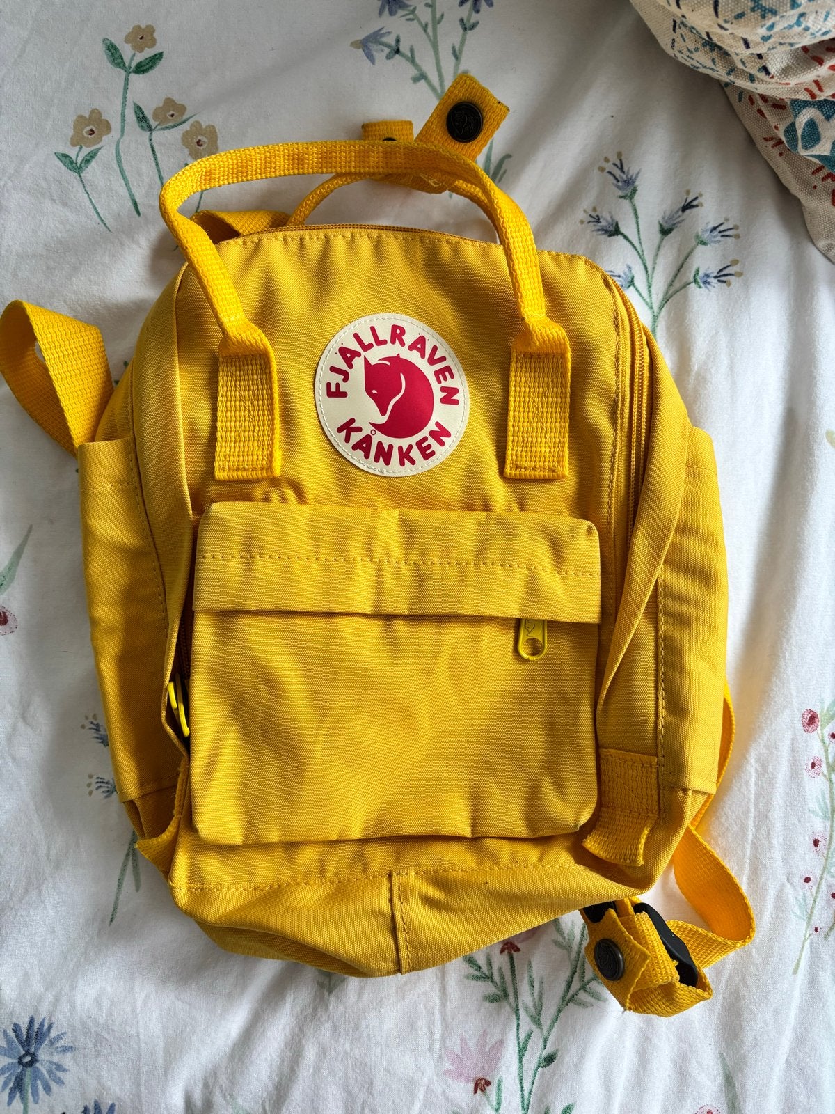 Fjällräven Kånken Mini Rugzak - Zonnig Geel, Overige merken, Minder dan 30 cm, Ophalen of Verzenden, Waterdicht