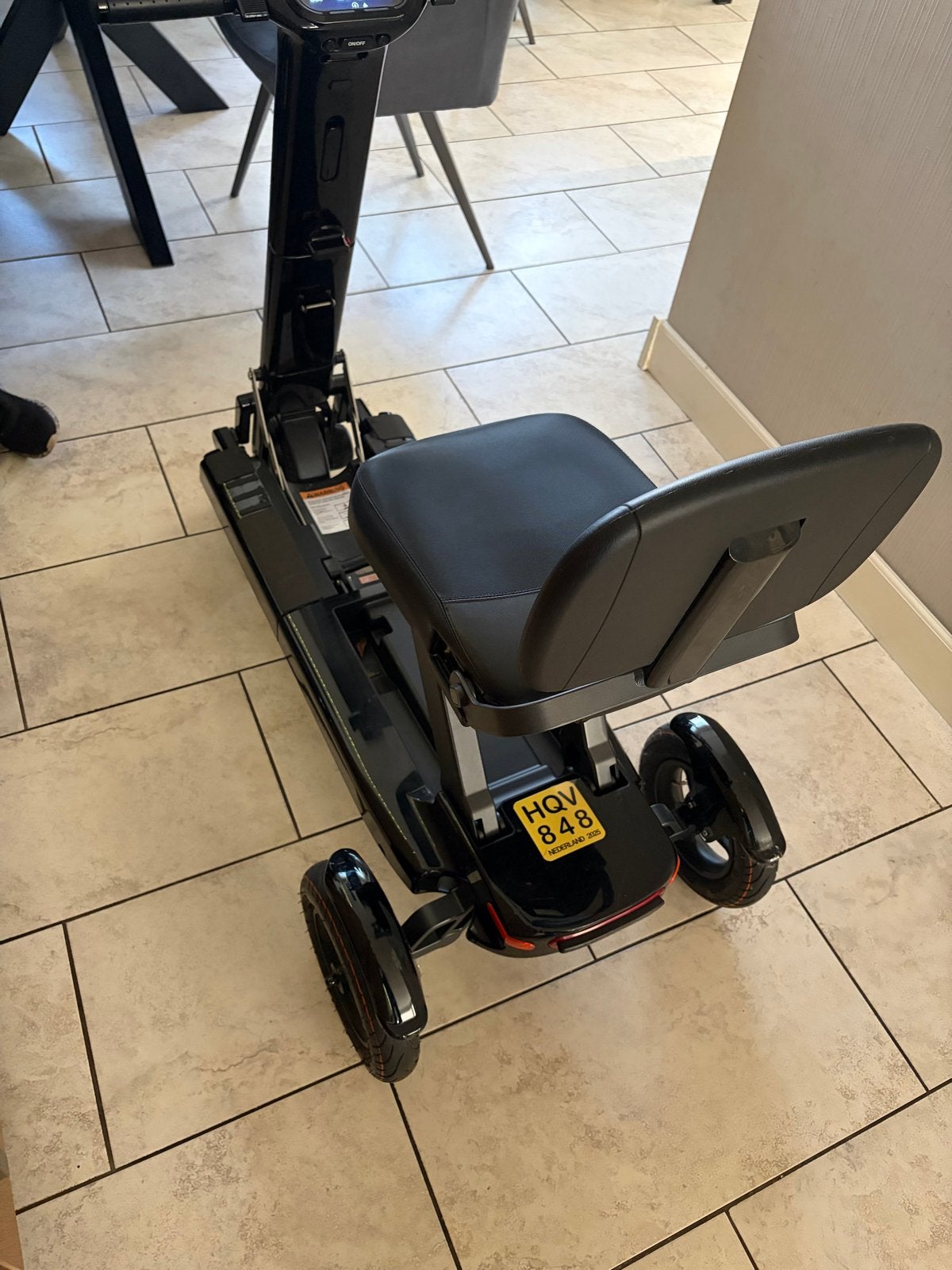 Zo goed als nieuwe scootmobiel, Ophalen, Zo goed als nieuw, 26 t/m 35 km, 10 km/u of minder