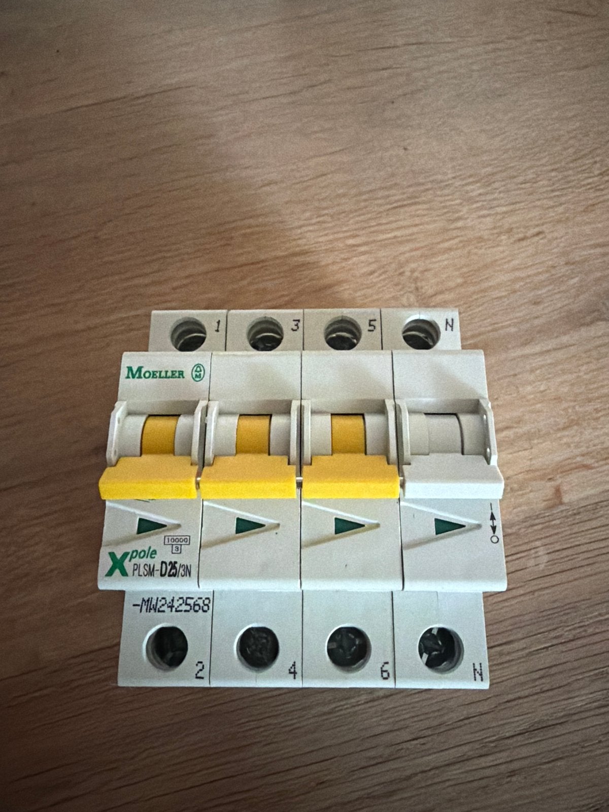 Moeller PLSM-D25/3N Installatieautomaat 25A 3-polig + N, Ophalen of Verzenden, Gebruikt, Overige merken, Installatieautomaat